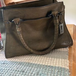 FRYE leather olive green fall Bag. Crossbody or handbag
